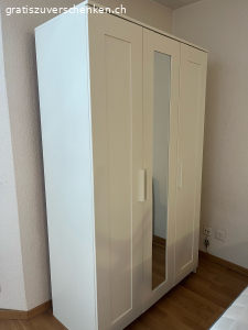 SCHRANK ZU VERSCHENKEN