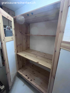 Schrank. Gut erhaltener Wandschrank von Ikea.  Skandinvisch-moderner Stil. Der Schrank ist aus Holz gefertigt und bietet viel Stauraum. Ideal für jedes Zimmer! Gebrauchsspuren vorhanden, aber in gutem Zustand. Ein zeitloses Möbelstück, das perfekt in jede Wohnung passt. Muss abgeholt werden.