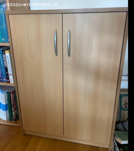 Schrank. ohne Inhalt
65x34x89