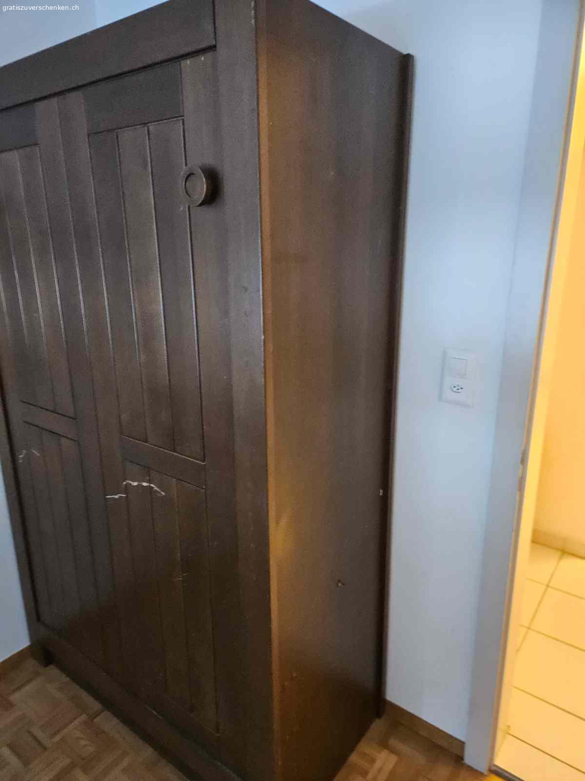 Schrankbett. Zu verschenken