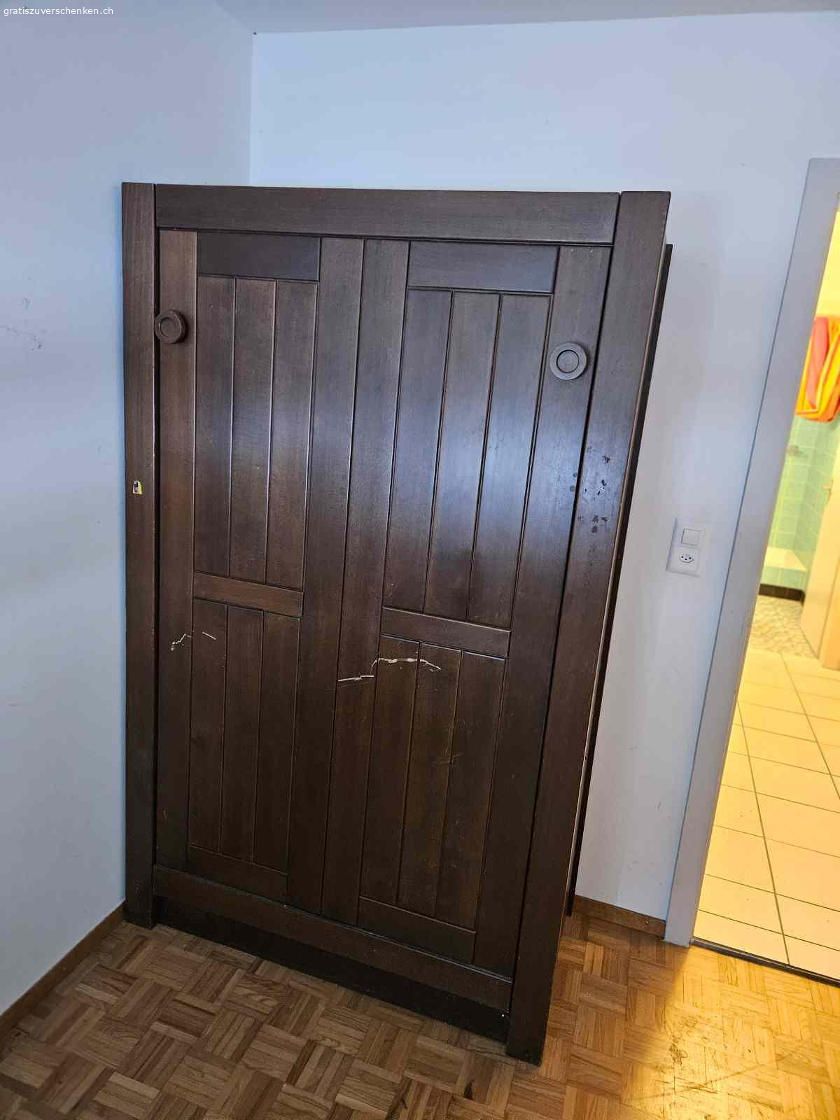 Schrankbett. Zu verschenken