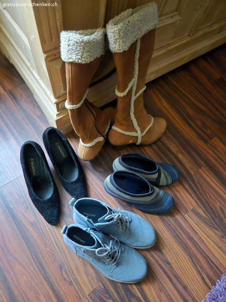 Schuhe und Stiefel