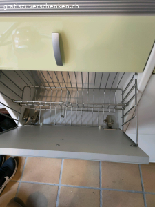 Schuhschrank. schöner, massiver Schuhschrank, ist deshalb auch sehr schwer. Die Glasplatte oben ist nur aufgestellt und kann gut weggenommen werden. Die 2 oberen Fächer sind flach zb für schal..handschuhe..kappen versorgen. Die unteren 4 wie auf dem Foto. Tiefe wäre 29cm. Muss abgeholt werden.