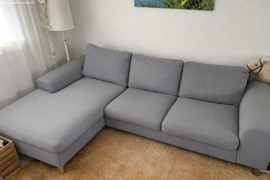 Sofa zu verschenken