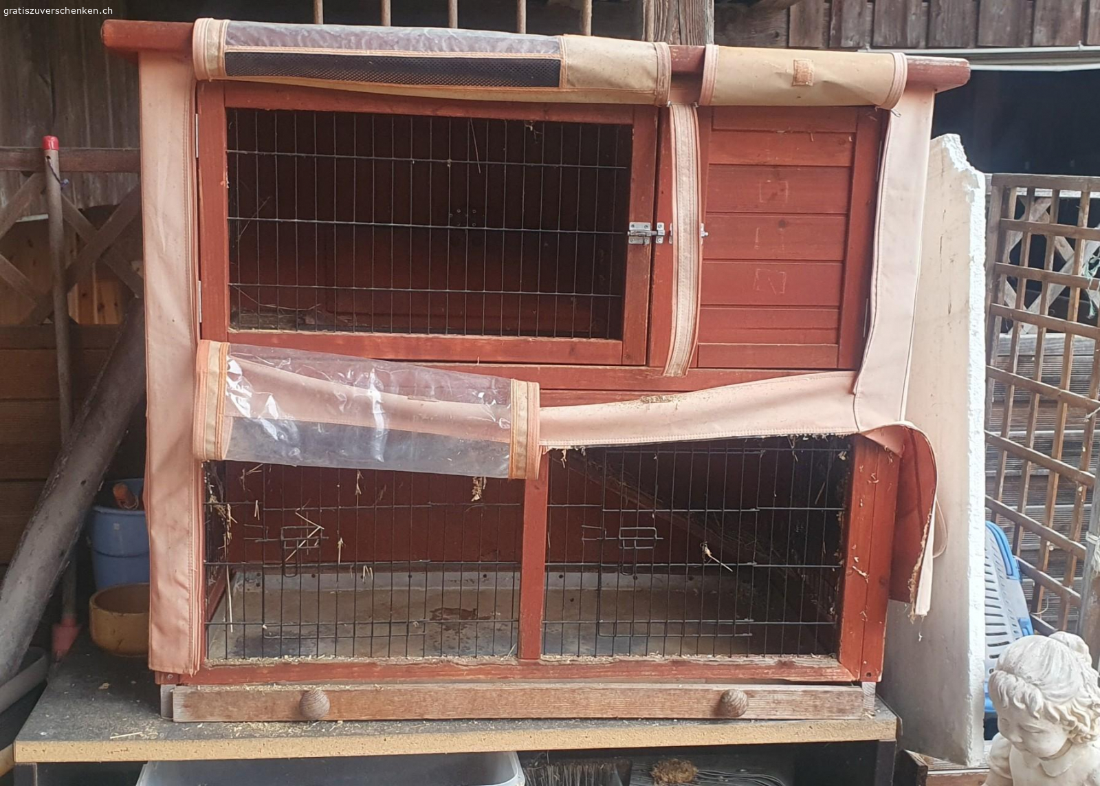 Stall  zu verschenken. stall grob gereinigt