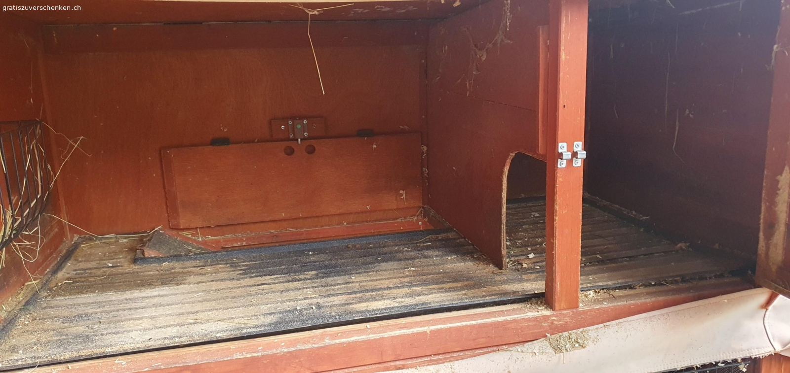 Stall  zu verschenken. stall grob gereinigt