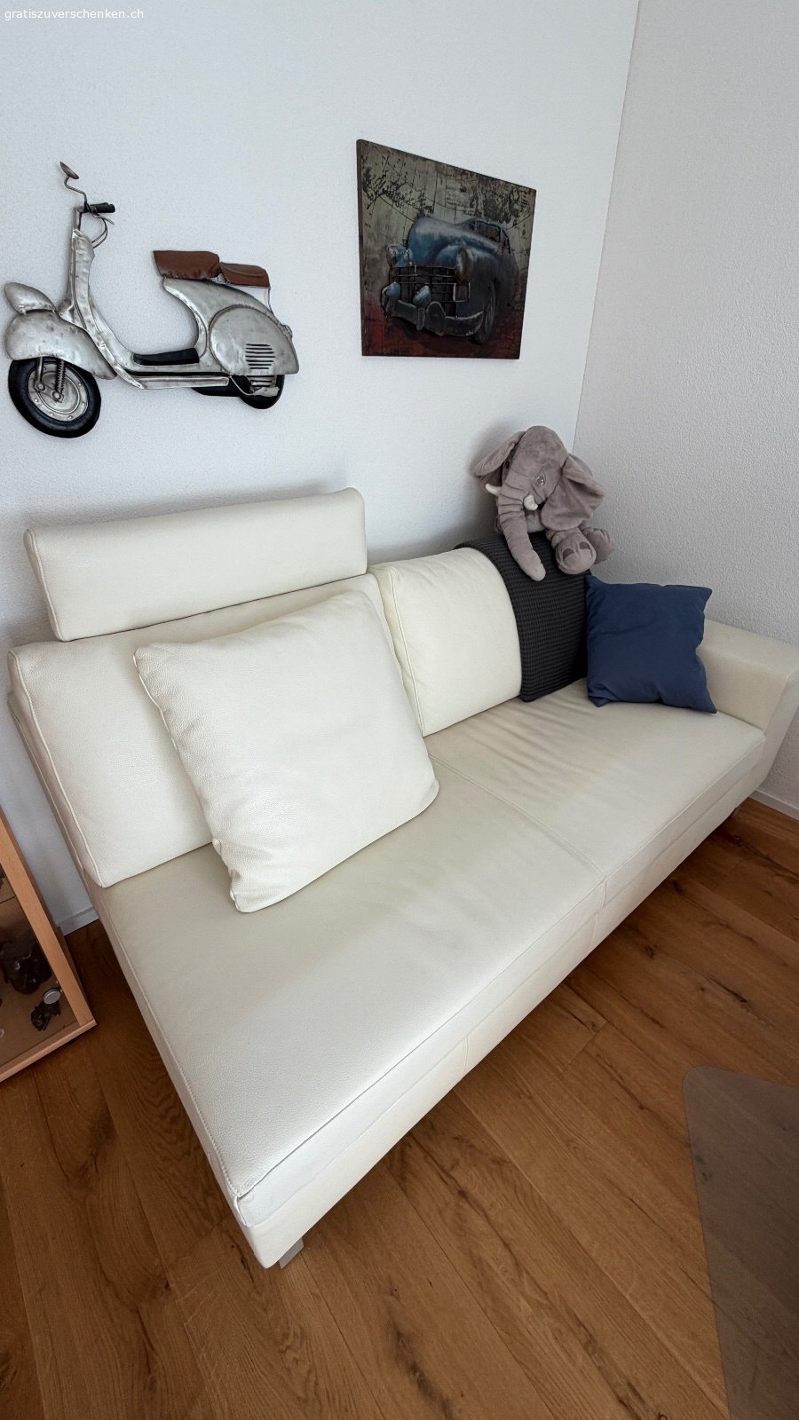 Teil Leder Polstergruppe. Teilpolstergruppe aus Leder, gebaucht, gut im Schuss...190cm lang x100cm breit.