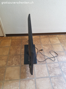 TELEFUNKEN Fernseher Modell T32FU980LED 32 Zoll gebraucht