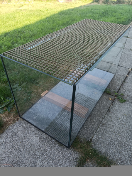 Terrarium  80x35x40 cm