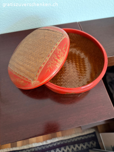 Thailändische Lackdose
