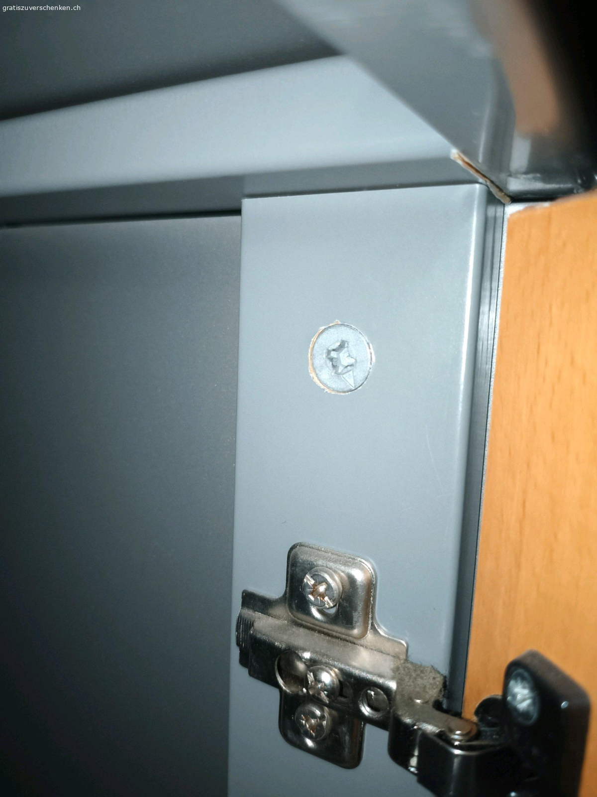 Vitrine. Gratis Vitrine. Abholung in Rombach