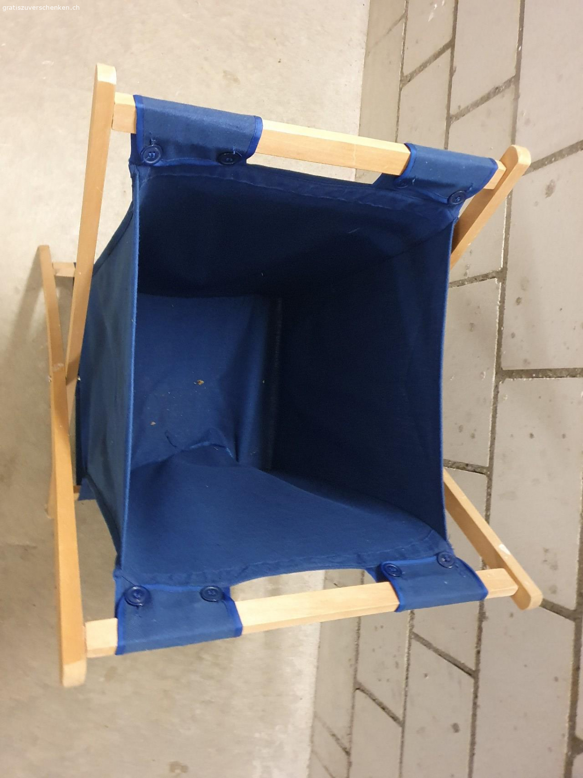 Wäschekorb/Wäschesammler. Zum Wäsche sammeln....