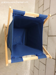 Wäschekorb/Wäschesammler. Zum Wäsche sammeln....