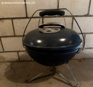 Weber Kugelgrill Camping. Muss in Oftringen abgeholt werden